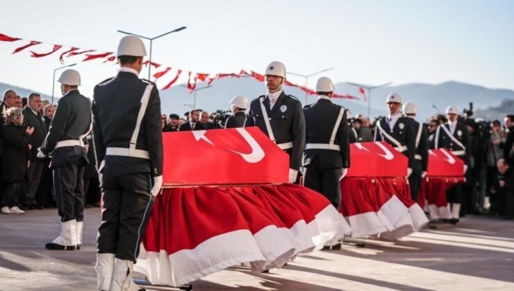 Yalova’da şehit polisler için tören düzenlendi