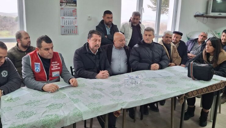 Belediyeden Kızılcasöğüt Mahallesinde toplantı