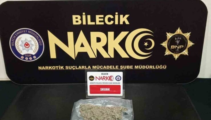 220 gram uyuşturucu maddeyi çadırın içine saklamışlar