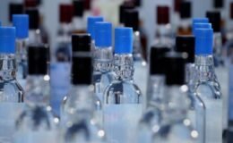 Antalya’da üç ilçede sahte ve kaçak alkol operasyonu: 4 bin 663 litre ele geçirildi