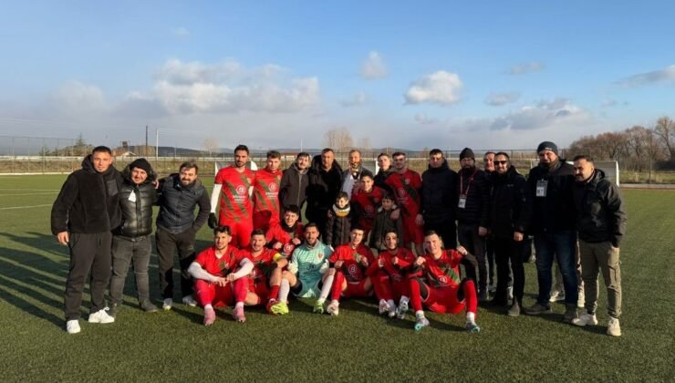 Balıköy Gençyurduspor’dan çifte şampiyonluk sevinci