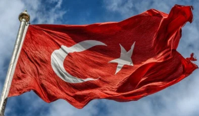 Bakan Tunç: Bayrağa Yönelik Provokatif Saldırılarda 14 Gözaltı, 35 Tutuklama