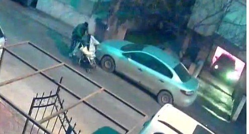 Bebek arabasıyla hırsızlık yapan şüpheli tutuklandı