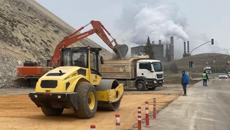 Çayırhan Kültür merkezine D 140 Karayolundan yan yol