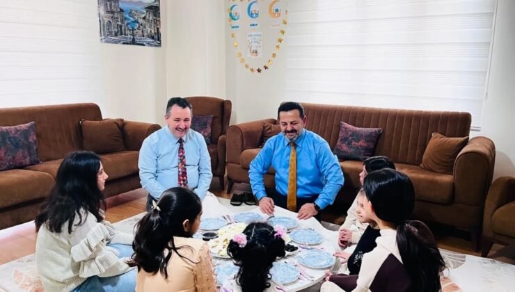 Bilecik’te Çocuk Evleri Koordinasyon Merkezinde kahvaltı programı