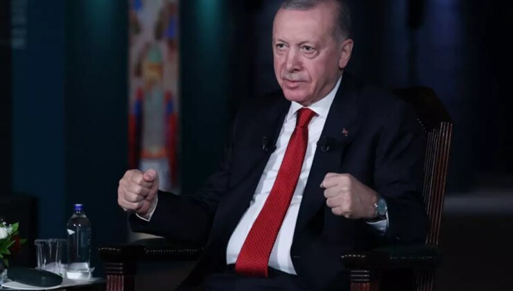 Cumhurbaşkanı Erdoğan, “Modern zaman vebası” ifadesiyle sanatçılara seslendi: Başını ezmeliyiz.