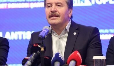 Memur-Sen Genel Başkanı Yalçın: En düşük memur maaşıyla hayat kurulmaz