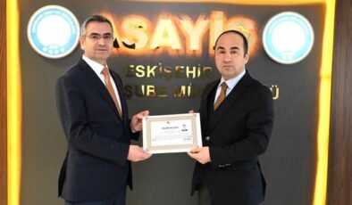 Emniyet Müdürü Yılmaz’dan başarılı personele ödül