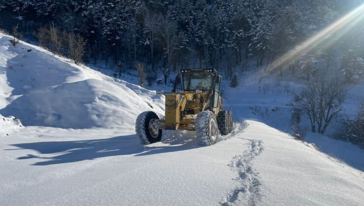 Giresun’da kar esareti: 521 köy yolu kapandı…