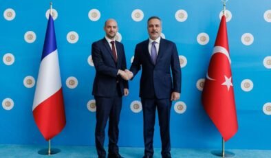 Hakan Fidan ile Fransız mevkidaşı Barrot Ankara’da görüştü