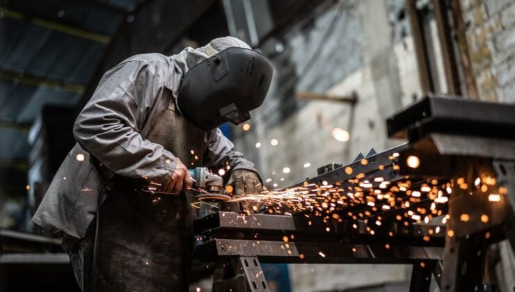 İşsizlik oranı Aralık’ta düşüşünü sürdürdü