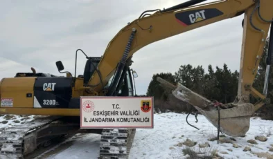 Eskişehir’de Define Avcılarına Darbe: 8 Şüpheli Suçüstü Yakalandı