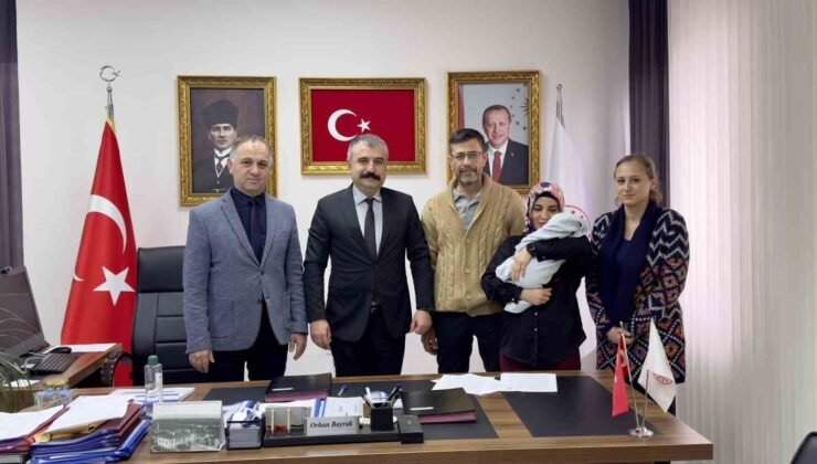 Koruyucu aile projesi bir çocuğu daha sıcak yuvaya kavuşturdu