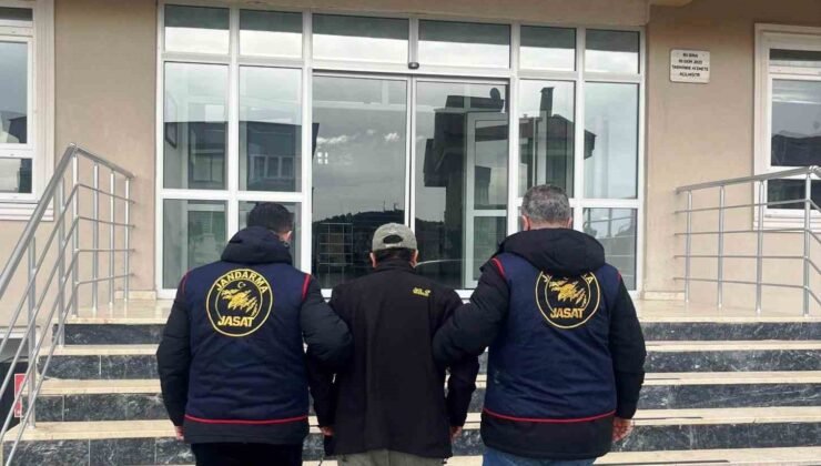 Kütahya JASAT ekipleri, 5 yıldır aranan cezaevi firarisini Balıkesir’de yakaladı