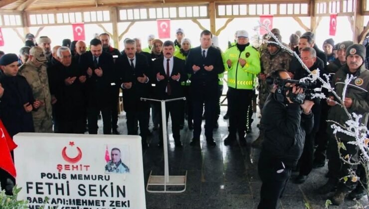Fethi Sekin şehadet yıl dönümünde dualarla yâd edildi