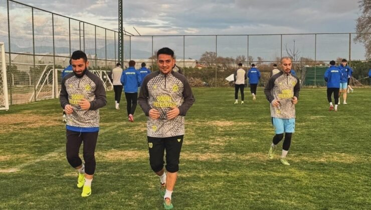 Söğütspor’un Antalya kampı başladı