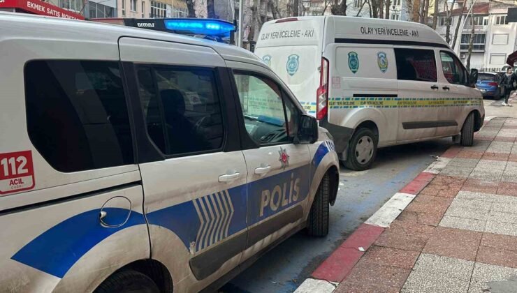 Uşak’ta bıçaklanan şahıs ağır yaralandı