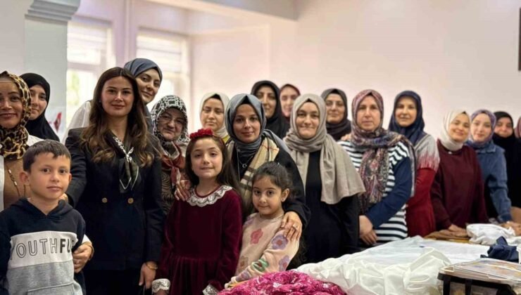 Vali Sözer’in eşi Söğüt’te temaslarda bulundu