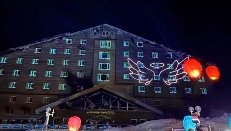 Kartalkaya faciasında yaşamını yitirenler otel önünde anıldı