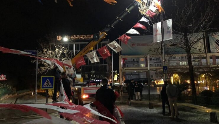 Saatçi çağırdı, CHP’li gençler sahayı boş bırakmadı