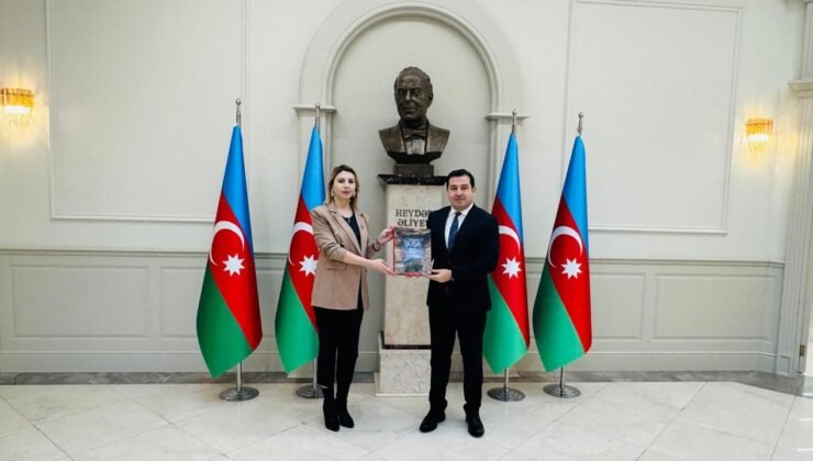 Azerbaycan Ankara Büyükelçiliği'ne dikkat çeken ziyaret