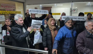 Yeşiltepe İmar Planı Görüşülürken Mahalle Sakinleri Meclise Alınmadı İddiası