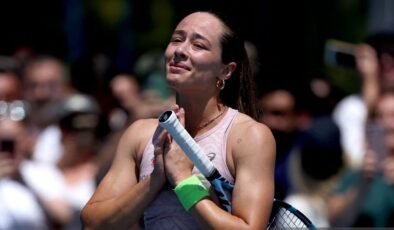 Zeynep Sönmez Avustralya Açık’ta 3. tura yükseldi