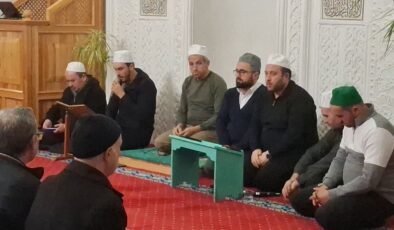 Müftülük Berat kandilinde mevlit programı düzenledi