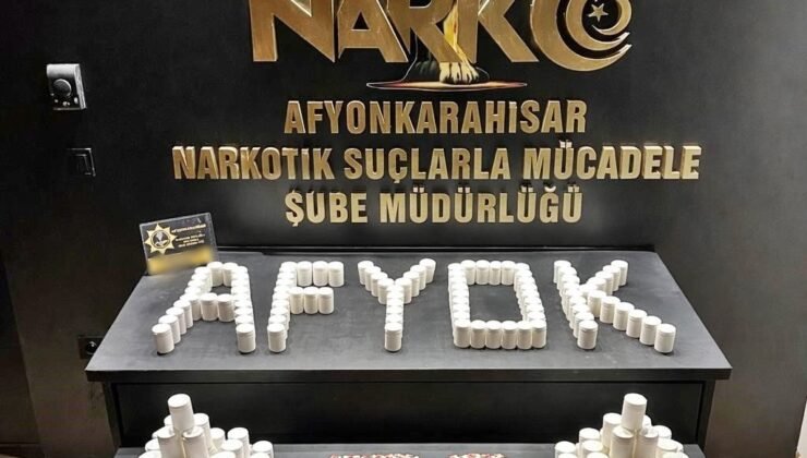 10 bine yakın uyuşturucu hapla yakalanan 3 kişi tutuklandı