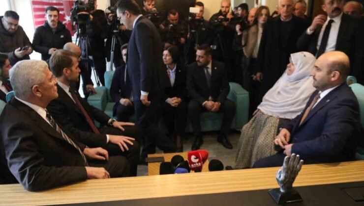 Başkan Güneş’i ziyaret eden İYİ Parti Genel Başkanı Dervişoğlu: “Paylaşımlar ve ifadeler toplumsal birliğimize zarar verdiği kadar geleceğimizde de olumsuz izler bırakıyor”