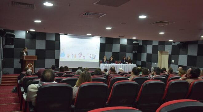 Bilecik Belediyesi’nden Çocuk Sosyal Tesisleri velilerine ’Eğitim Programı’