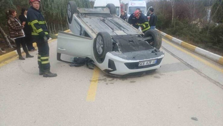 Bilecik’te takla atan araçtan burnu bile kanamadan çıktı