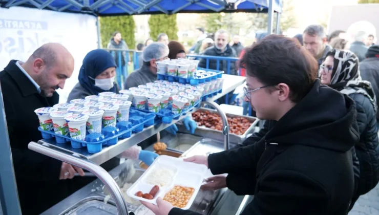 Ramazan’ın İlk İftarında Dede Korkut Parkı’nda Birlik Mesajı