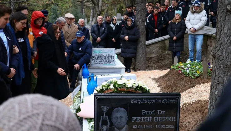 Eskişehirspor’un Efsane 9 Numarası Fethi Heper Vefatının 1. Yılında Anıldı