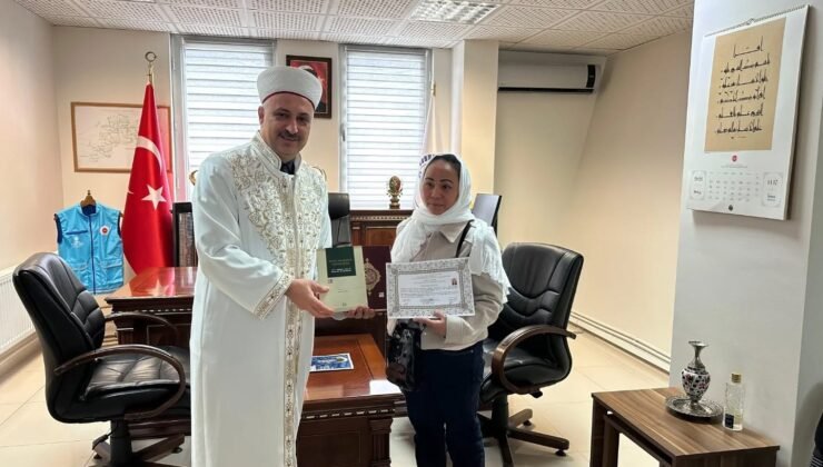 Filipinli Talactac Müslüman olup “Hayat” ismini aldı