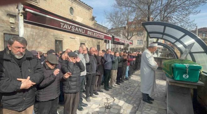 Flüt üstadı İsmail Ayvazoğlu son yolculuğuna uğurlandı