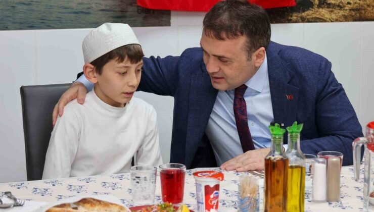 Geleceğin minik hafızları iftarda bir araya geldi