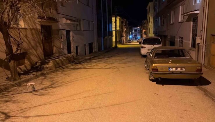 Gençler arasındaki kız kavgası kanlı bitti: 1 yaralı