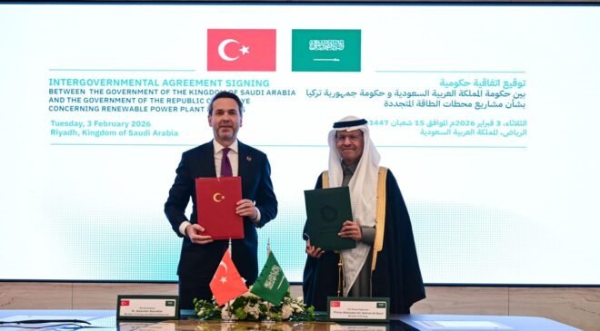 Türkiye ile Suudi Arabistan arasında 2 milyar dolarlık enerji yatırımı anlaşması imzalandı