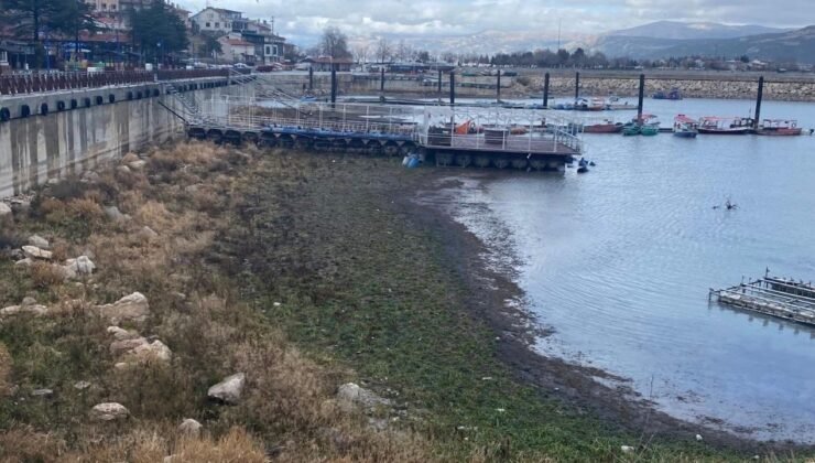 Eğirdir gölü 10 santimetre yükseldi