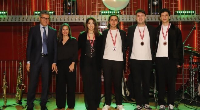 İletişim Bilimleri Fakültesi öğrencileri dereceyle döndü