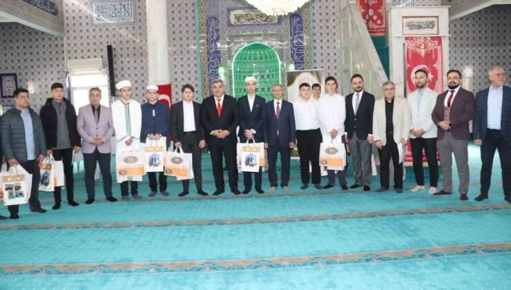 İmam Hatip Liseleri erkek öğrenciler arası düzenlenen yarışma sona erdi
