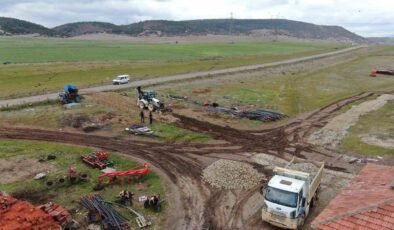 İnönü’de mahalle içi yollar yenileniyor