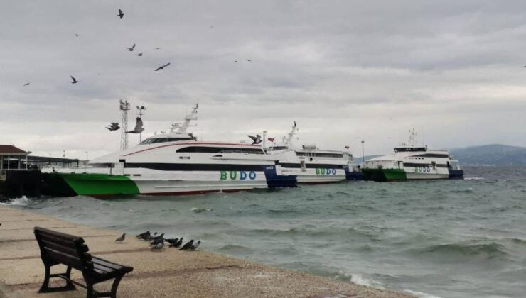 Kuzey Ege’de fırtına seferleri vurdu: Kabatepe-Gökçeada hattında iptaller