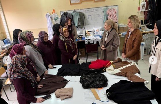 Kaymakam Yıldırım: “Kadınlarımızın üretime katılımını artıran, yerel kalkınmaya katkı sunan kurslar devam etmeli”