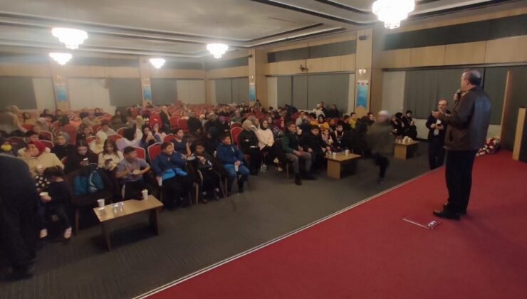 Kütahya’da gençlere yönelik “Çağrı” filmi etkinliği ilgi gördü