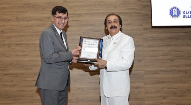 Kütahya’da sanatçı ’Mustafa Salün’e Saygı Gecesi’ düzenlendi