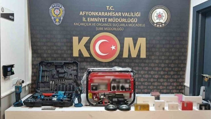 Polis kaçak parfüm ve elektronik malzeme ele geçirdi