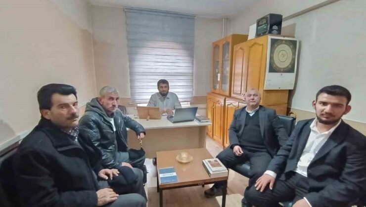 Seyitgazi’de din görevlilerinden “Kitap Oku-Yorum” buluşması