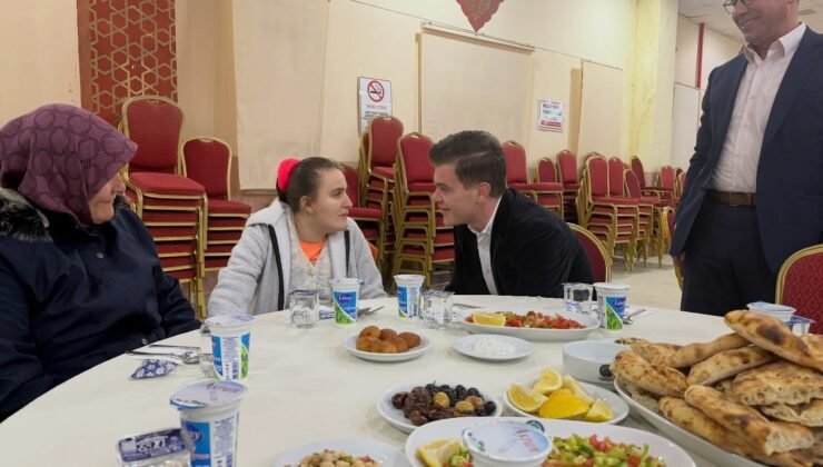 Simav Kaymakamı Karaloğlu, şehit yakınları ve gazilerle iftarda buluştu